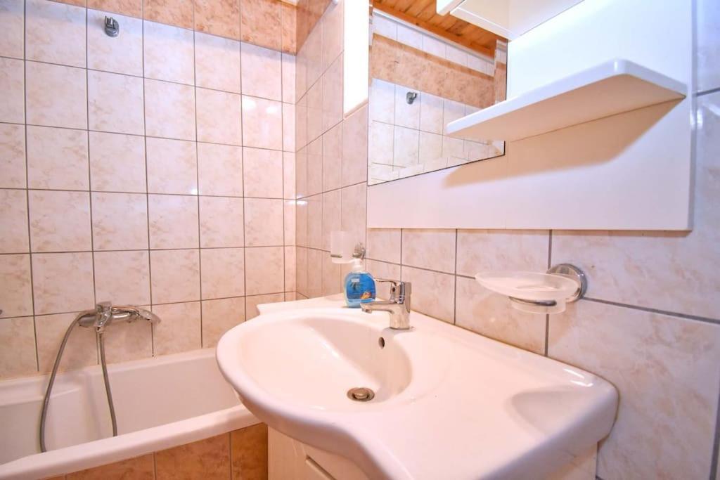 Apartment Anemelo House By The Kontogialos Pelekas